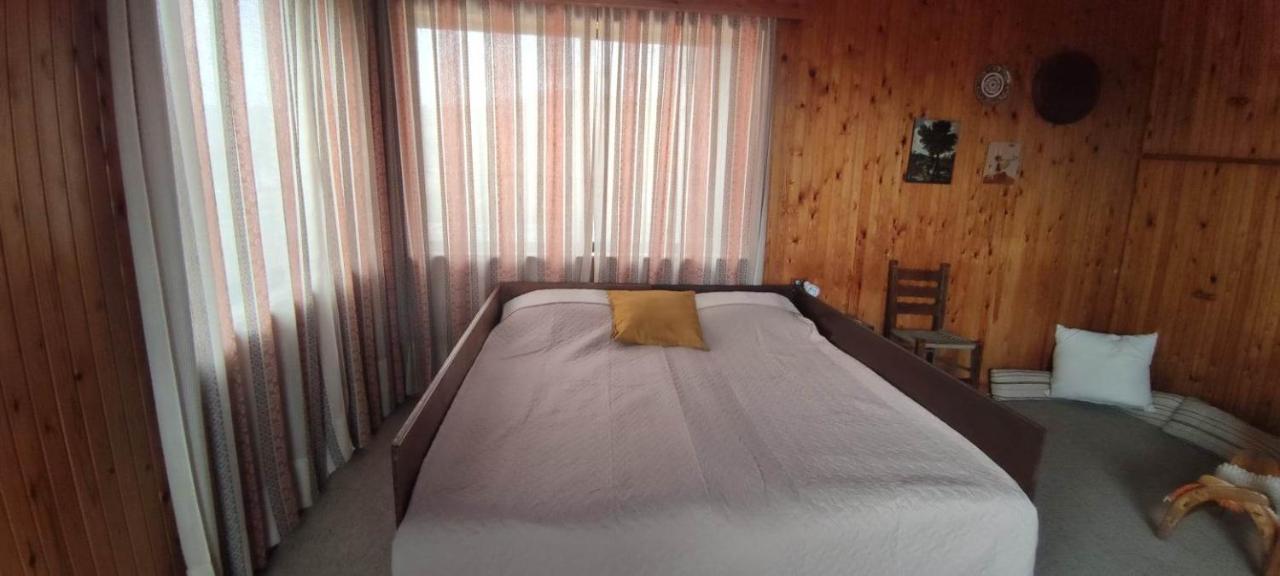 Mesochoria Rising Sun Guesthouse מראה חיצוני תמונה