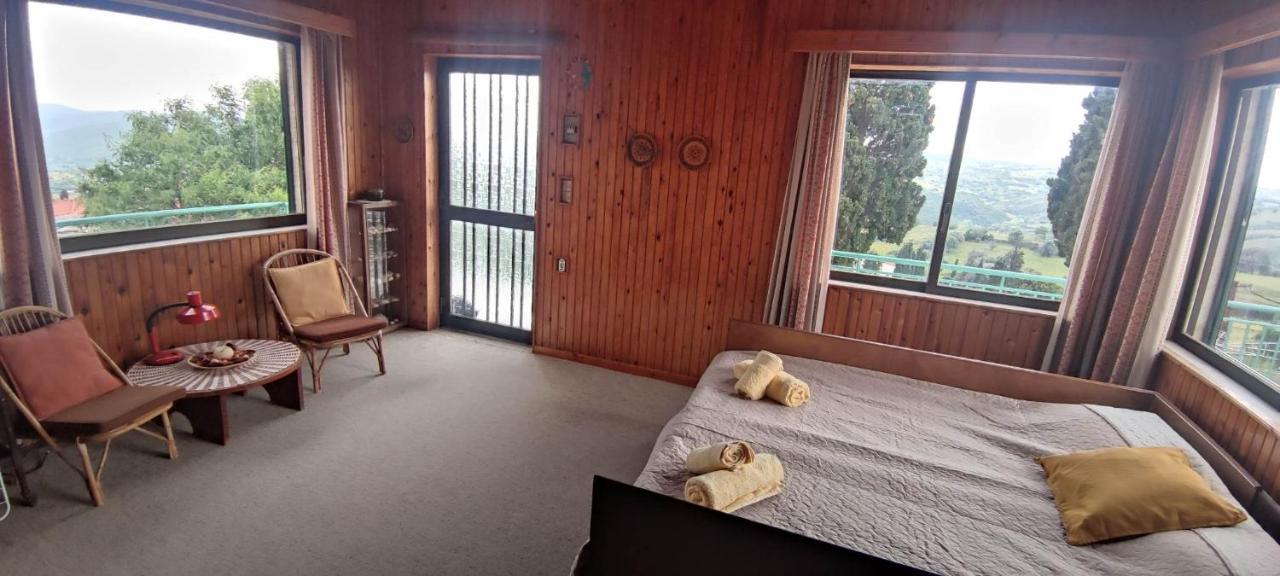 Mesochoria Rising Sun Guesthouse מראה חיצוני תמונה