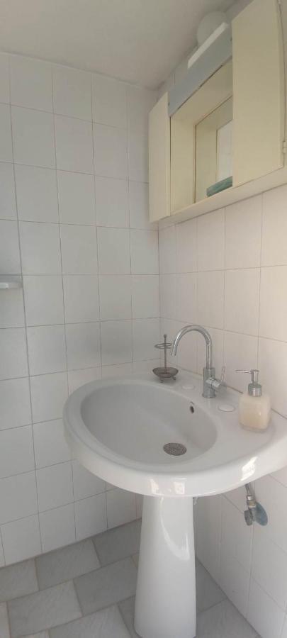 Mesochoria Rising Sun Guesthouse מראה חיצוני תמונה
